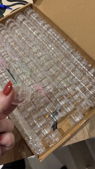 Botes muestra transparentes