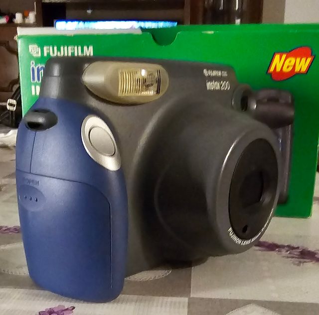 Cámara instantánea Fujifilm Instax 200