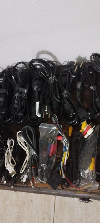Lote de cables varios