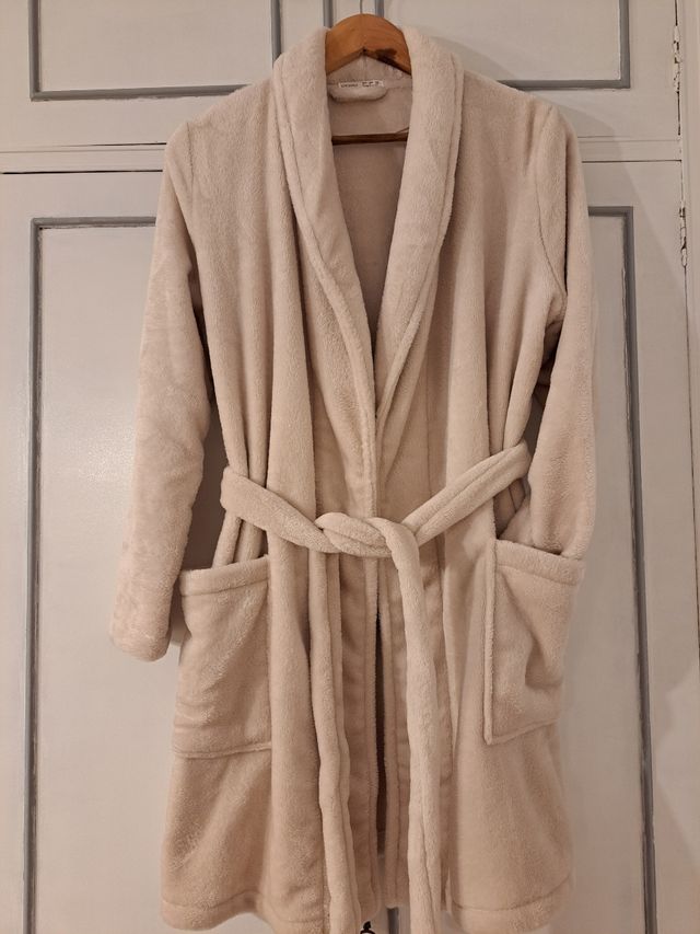 Bata Oysho Beige Talla S