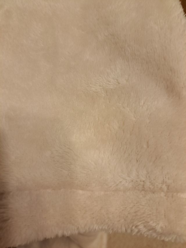 Bata Oysho Beige Talla S