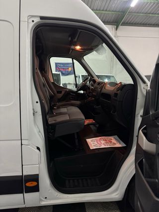 RENAULT MASTER 2.3 DCI L3H2