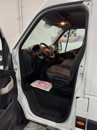 RENAULT MASTER 2.3 DCI L3H2