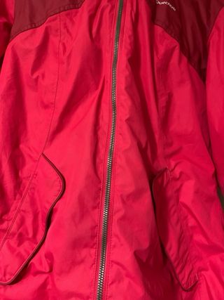 Chubasquero rosa Decathlon talla XS