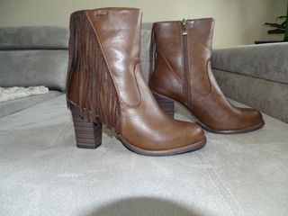 Botines marrones