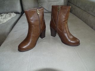 Botines marrones