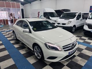 MERCEDES-BENZ CLASE A 180 CDI BlueEfficiency Urban