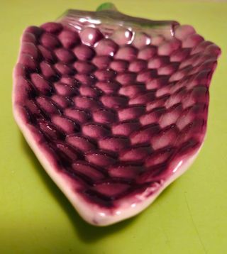 Plato decorativo cerámica uva