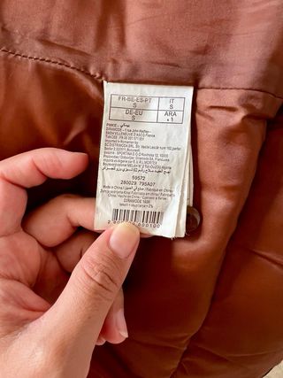 Chaqueta acolchada marrón capucha pelo de Pimkie
