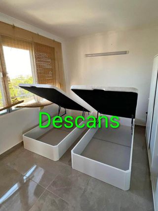 Canapés + colchones nuevos – montaje incluido