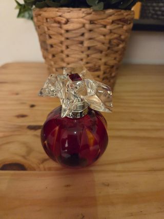 Delices de Cartier Perfume Rojo