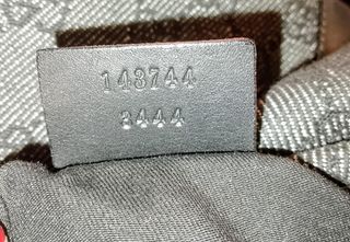 Borsa Gucci Hobo GG supreme 