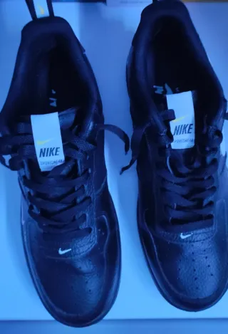 Nike Air Force 1 '07 LV8 Utility Negro Blanco