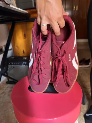 Zapatillas Reebok Rojas y Blancas