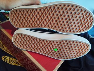 Zapatos Vans Old Skool. Nuevos. Talla 39
