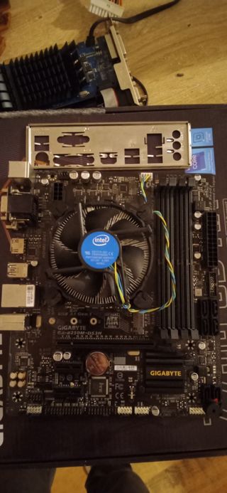 Placa Base y procesador.