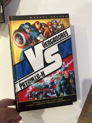 Marvel Deluxe. Los Vengadores Vs. La Patrulla-X Vs