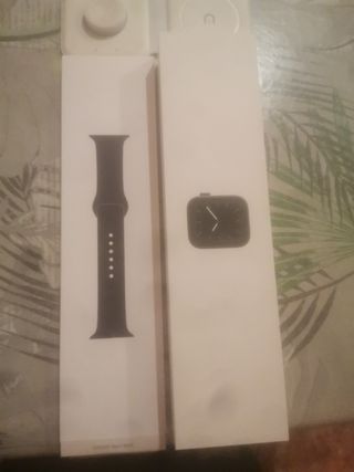 iPhone 12 Pro Max 256GB + Apple Watch Nike