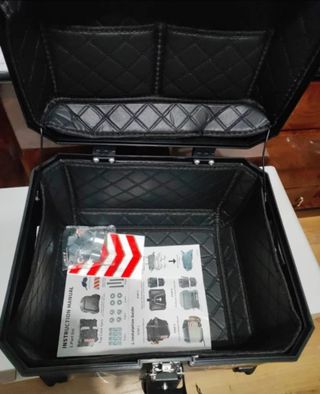 Baúl Moto Universal 45L Negro