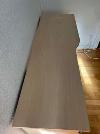 Escritorio madera con cajones 
