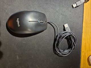 Ratón Logitech USB Negro