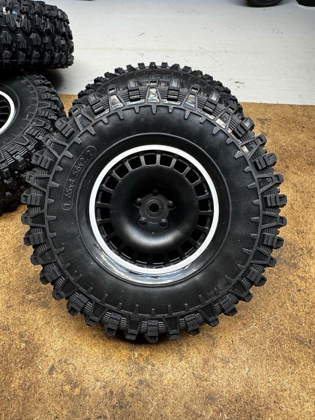 Ruedas crawler yikong 4107 / absima patrol