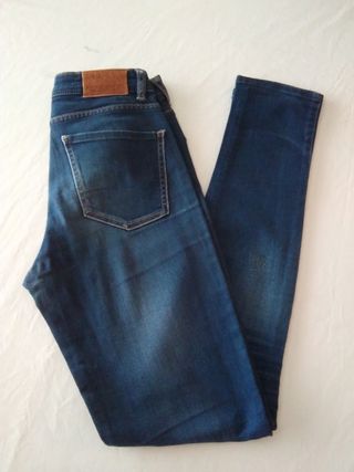 Lote 4 VAQUEROS + REGALO camiseta chaquetas 