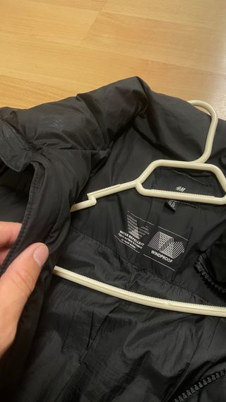 Abrigo plumas como nuevo H&M negro