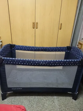 Cuna de viaje plegable