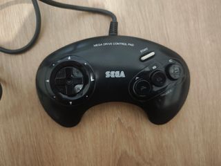 Sega Mega Drive + Sonic + Mando