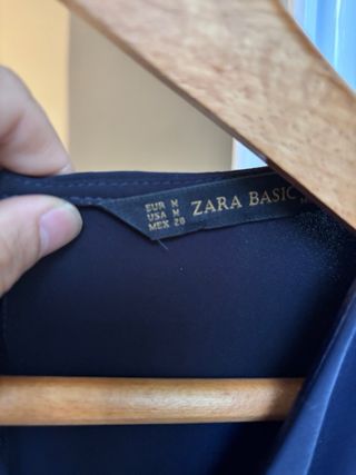 Mono Zara azul tres cuartos