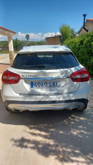 Mercedes-Benz GLA 2016