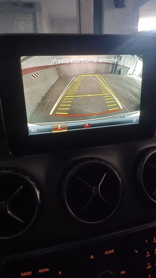 Mercedes-Benz GLA 2016