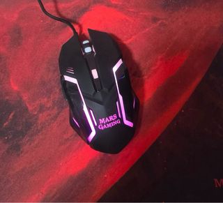 Computer desktop da gioco RGB