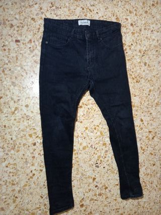 Pantalón vaquero negro Pull&Bear hombre