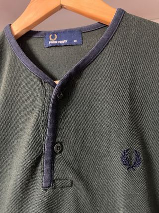 Polo Fred Perry estilo japonés Talla XS