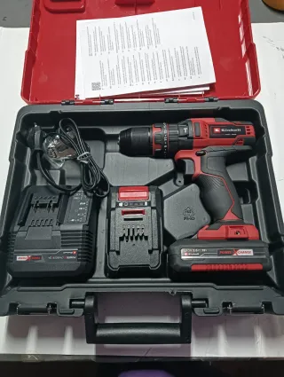 Taladro a batería Einhell con maletín