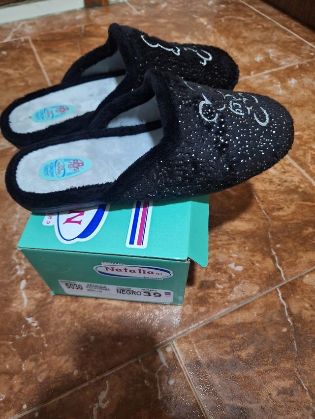 Zapatillas Casa Mickey Mouse Negras Talla 39