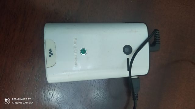 Sony Ericsson W150i Telefono vintage