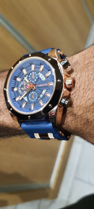 Reloj Elegante Hombre Azul y Dorado