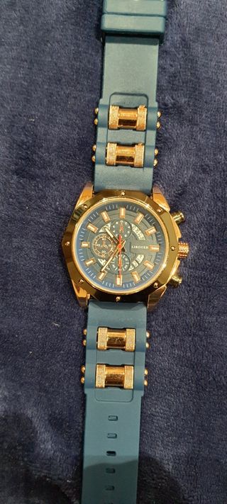 Reloj Elegante Hombre Azul y Dorado