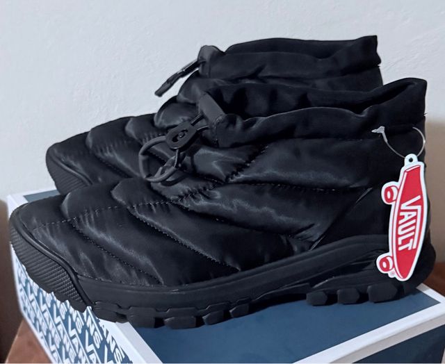 Stivali imbottiti Vans neri