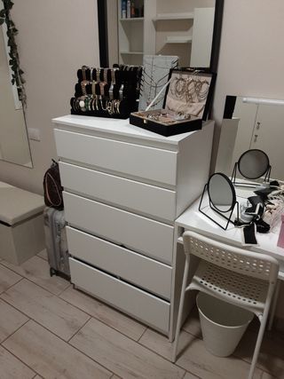 Cómoda blanca 5 cajones Ikea