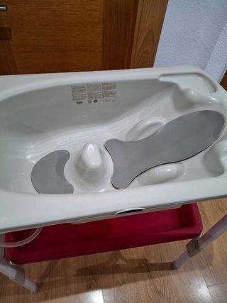 Bañera para bebé con soporte