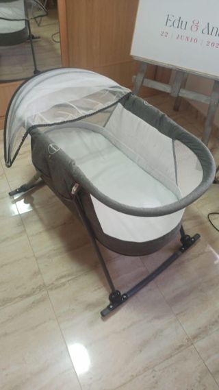 Cuna de viaje plegable