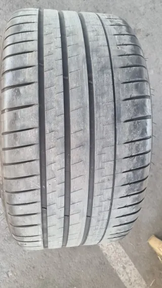 Neumáticos Michelin 285 30 ZR20 Pilot Sport 4s