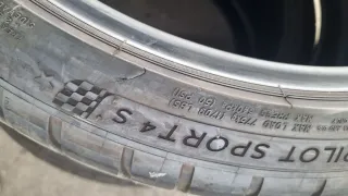 Neumáticos Michelin 285 30 ZR20 Pilot Sport 4s