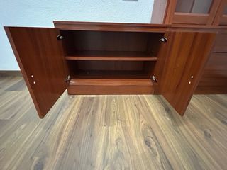 Mueble aparador salón comedor madera y cristal