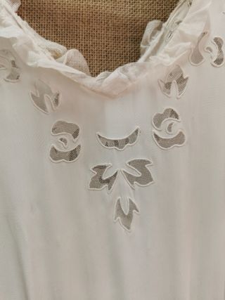 Vestido  de seda cruda  vintage color  beige claro