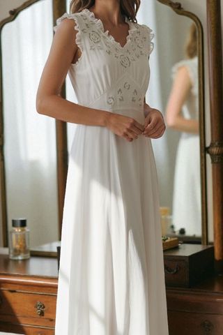 Vestido  de seda cruda  vintage color  beige claro